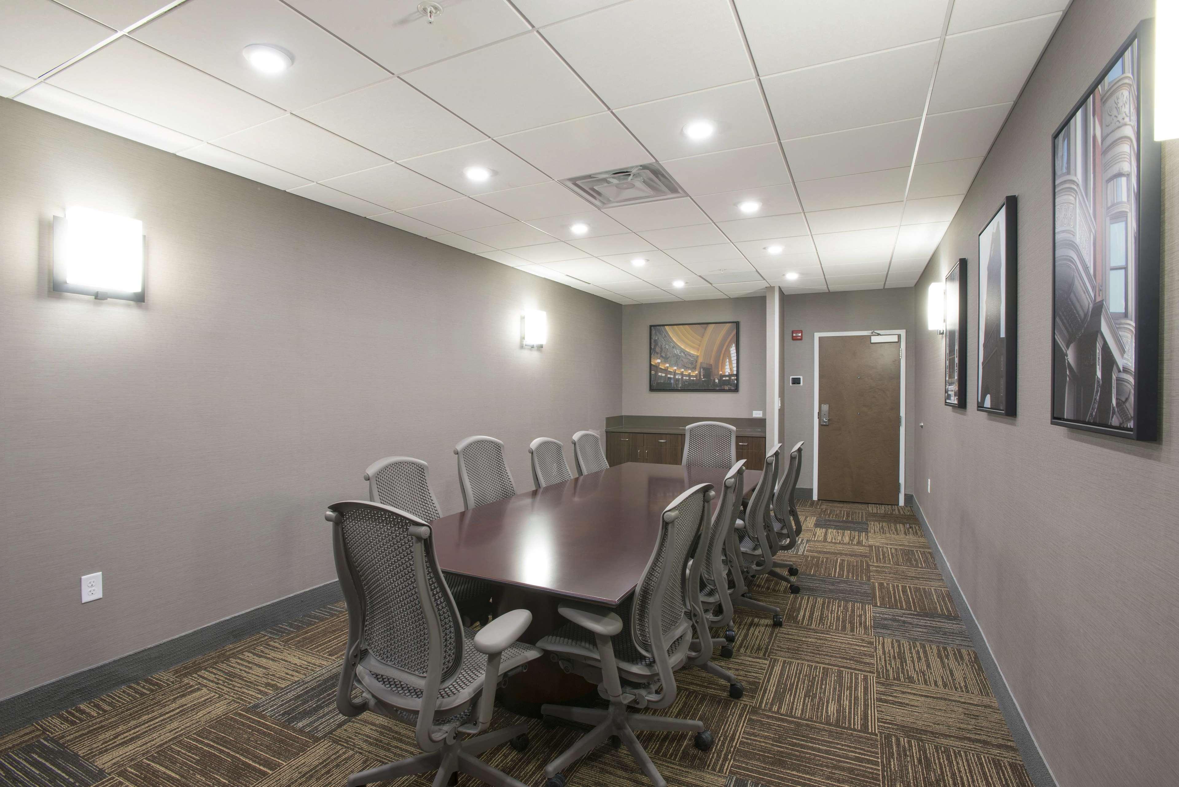 Hampton Inn & Suites - Cincinnati/Kenwood, Oh Silverton Екстериор снимка