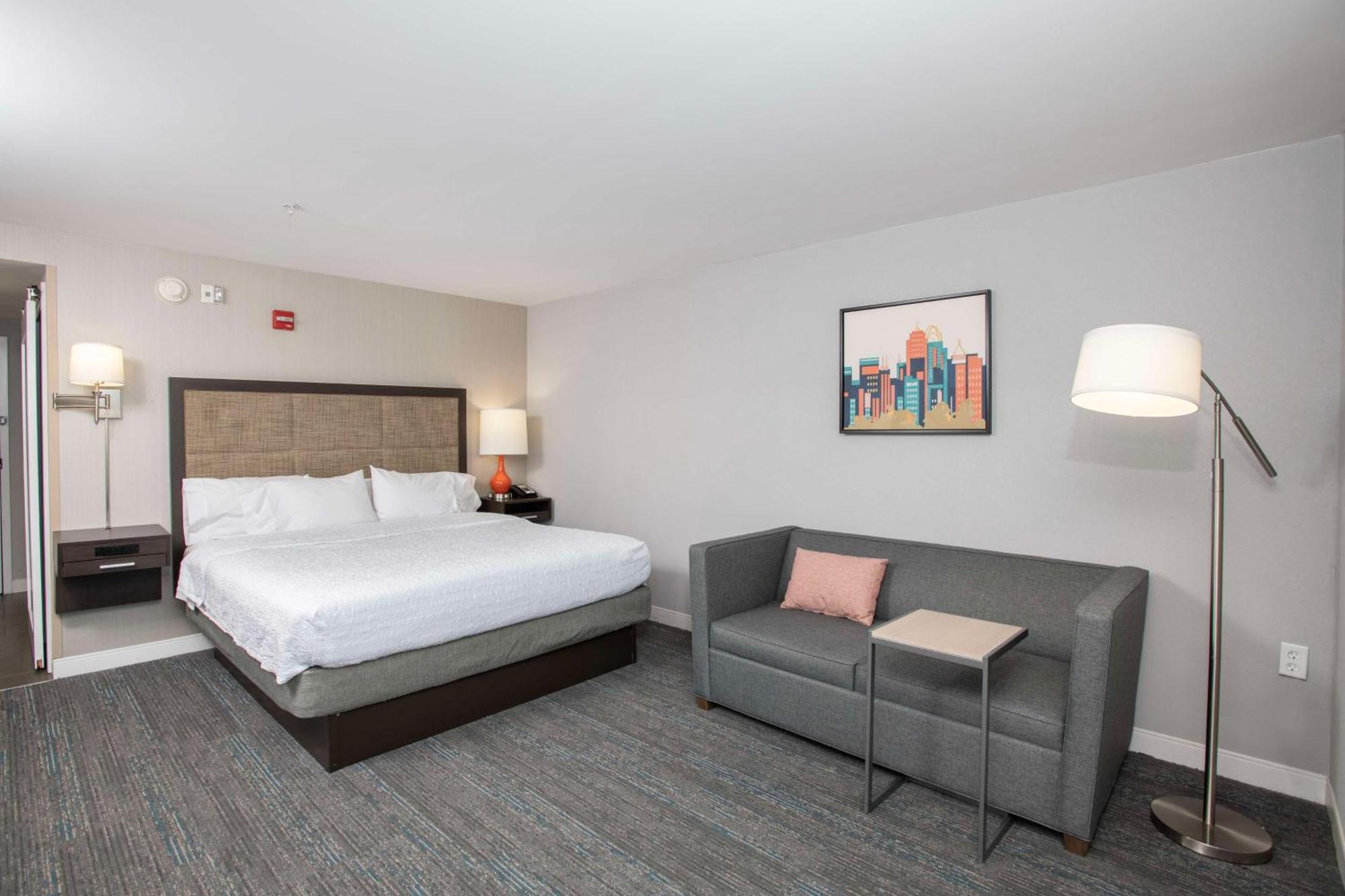 Hampton Inn & Suites - Cincinnati/Kenwood, Oh Silverton Екстериор снимка