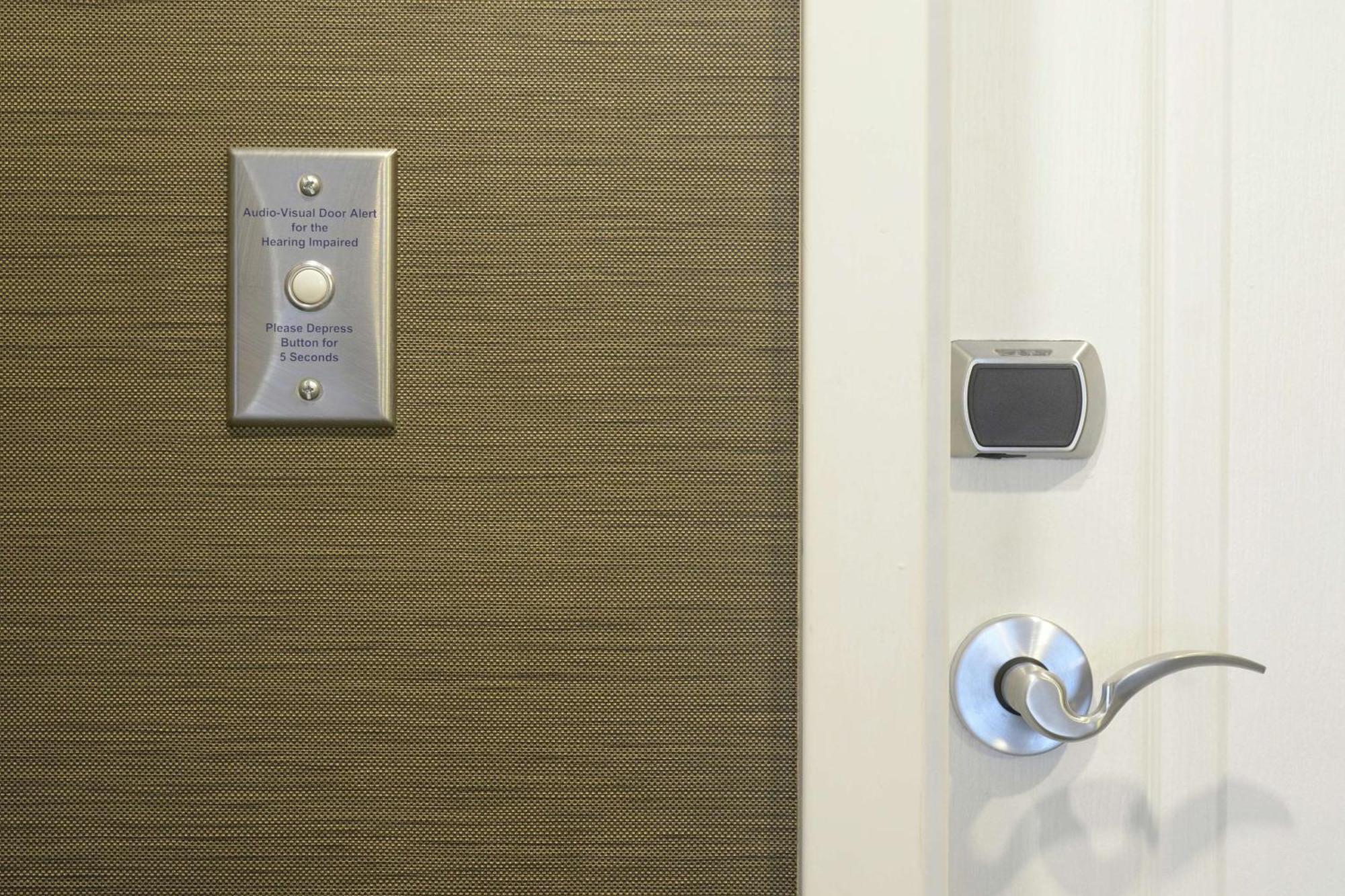Hampton Inn & Suites - Cincinnati/Kenwood, Oh Silverton Екстериор снимка