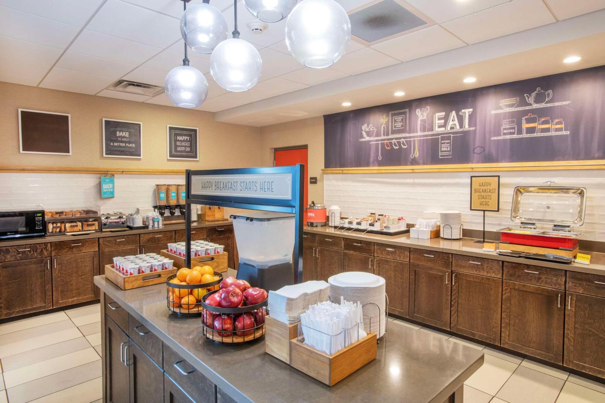 Hampton Inn & Suites - Cincinnati/Kenwood, Oh Silverton Екстериор снимка